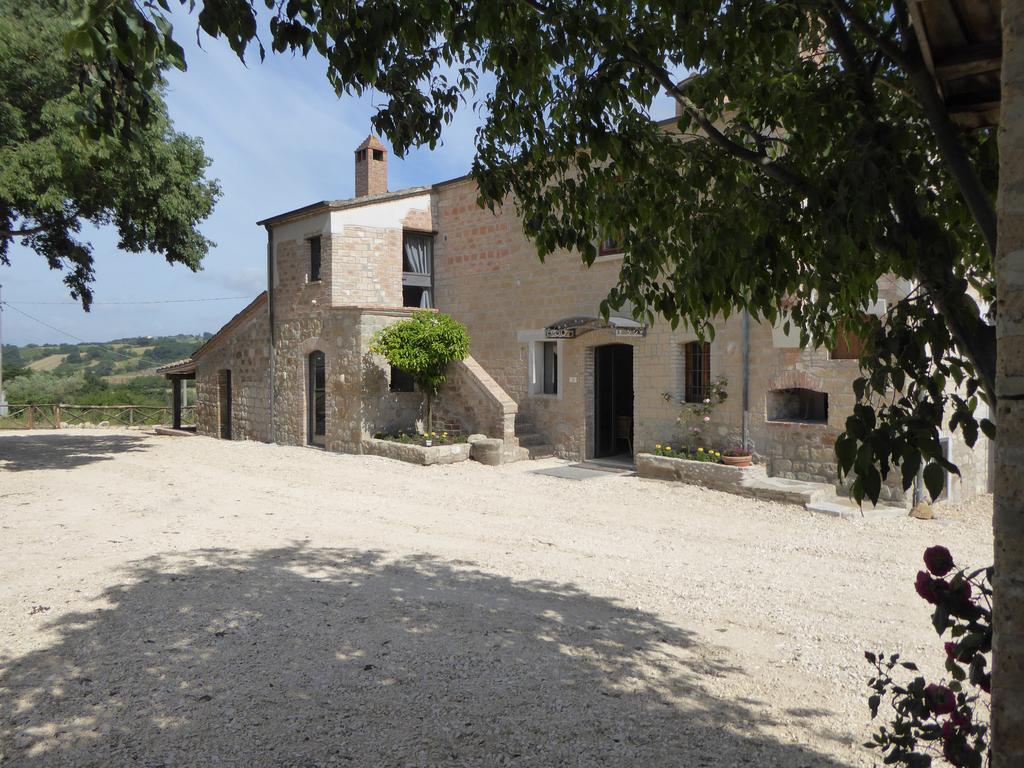 Villa Pietre Di Fiume Apice Exterior foto