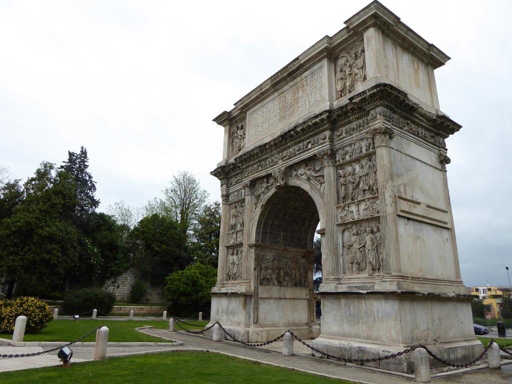 Villa Pietre Di Fiume Apice Exterior foto